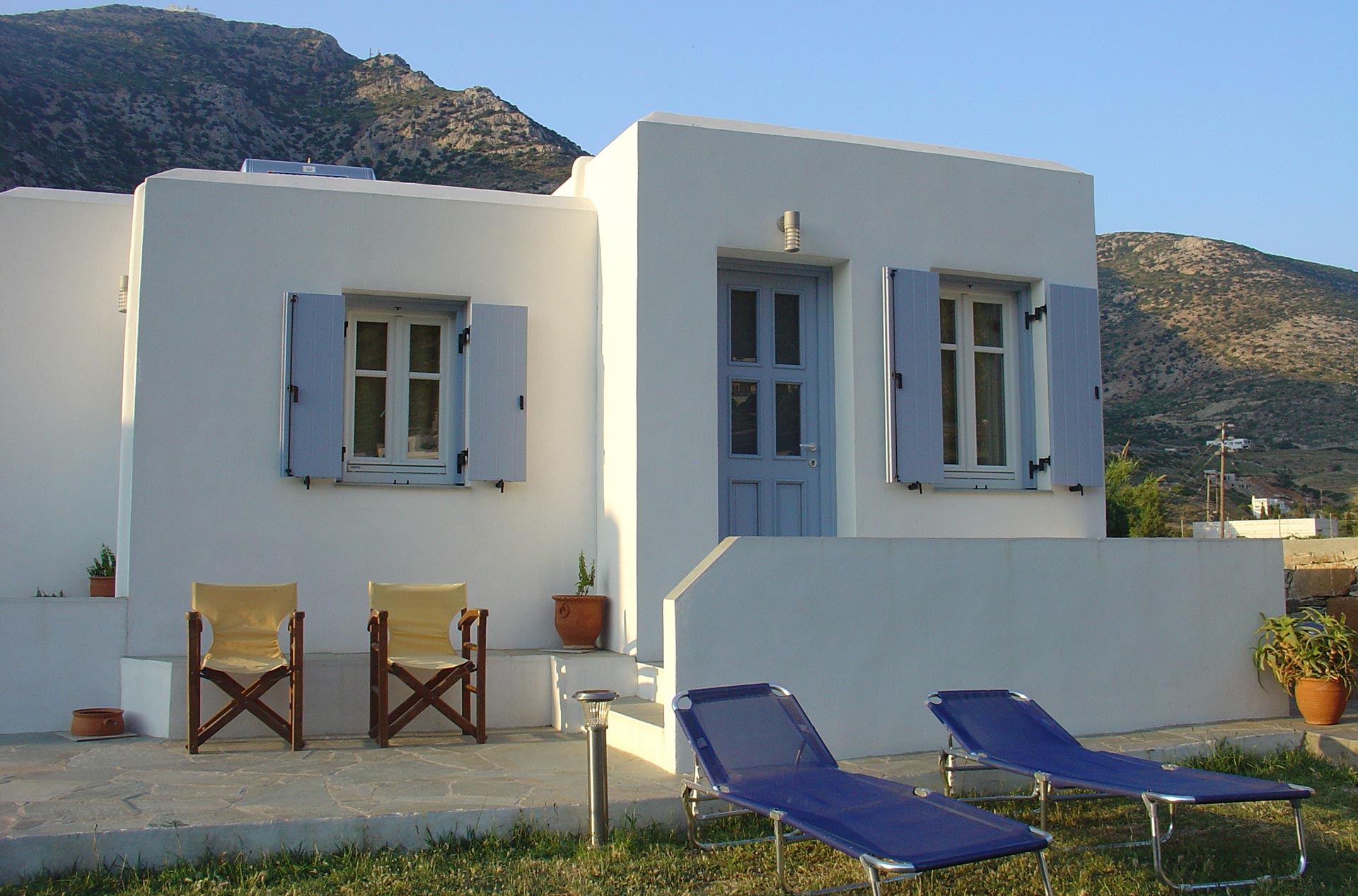 Makis rooms in Sifnos